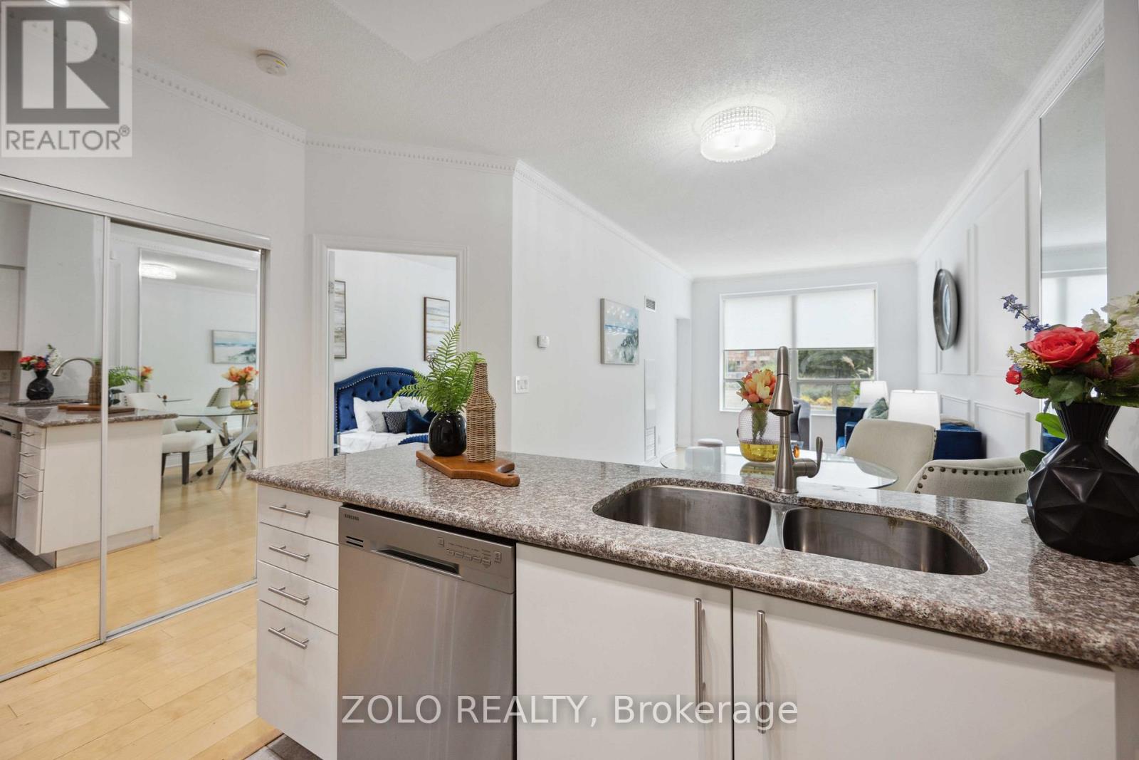 105 - 62 Suncrest Boulevard, Markham, Ontario  L3T 7Y6 - Photo 9 - N13017124