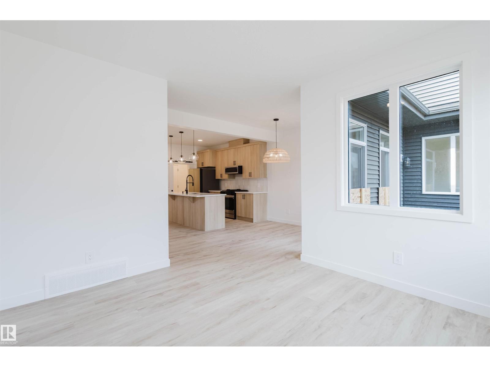 8253 Kiriak Lo Sw, Edmonton, Alberta  T6W 5A9 - Photo 17 - E4483111