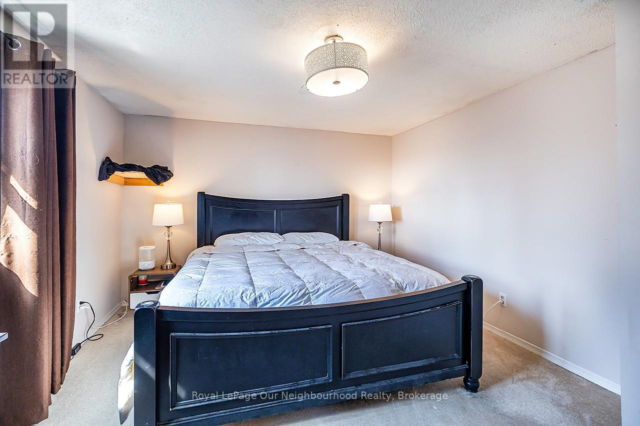 976 Southport Drive, Oshawa (Donevan), Ontario  L1H 8A3 - Photo 12 - E13017138