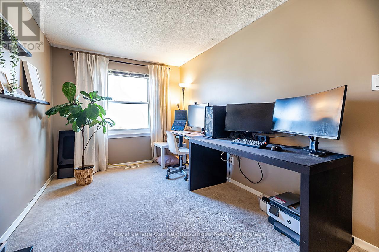 976 Southport Drive, Oshawa (Donevan), Ontario  L1H 8A3 - Photo 16 - E13017138