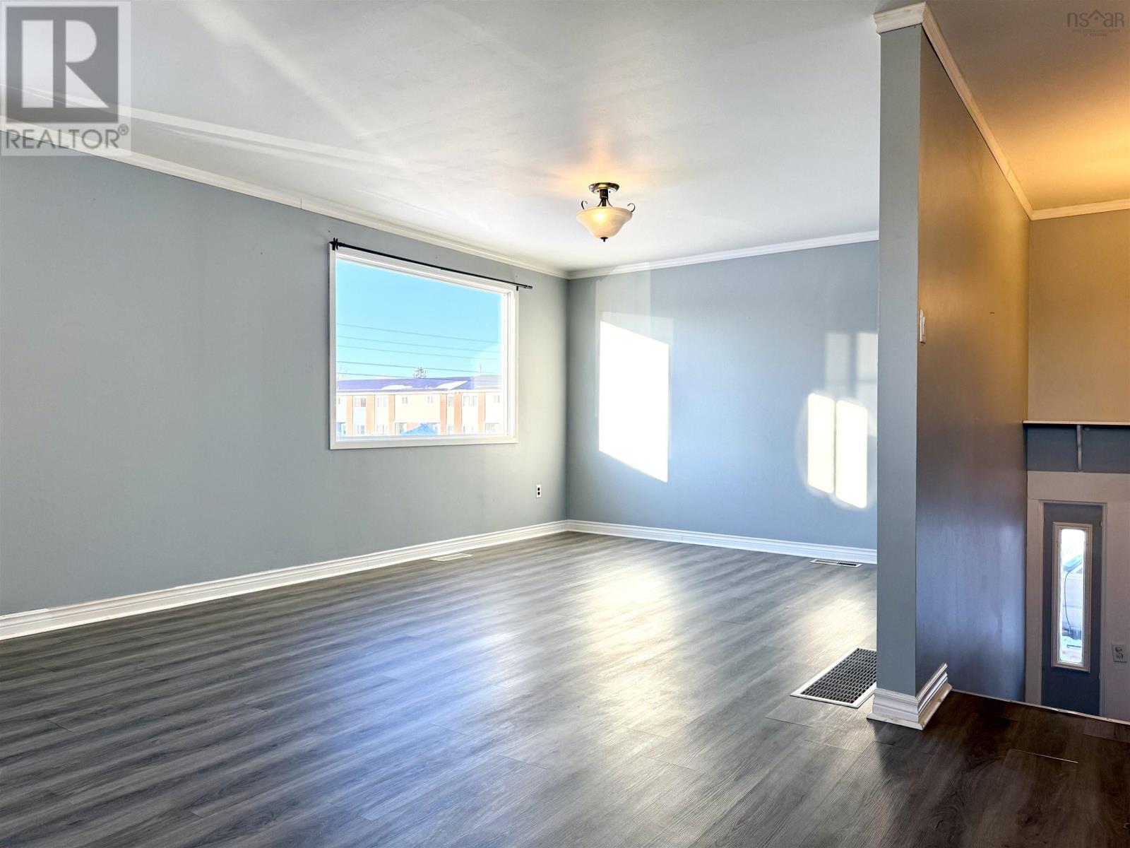 20 Dickey Street, Amherst, Nova Scotia  B4H 2H9 - Photo 13 - 202603753