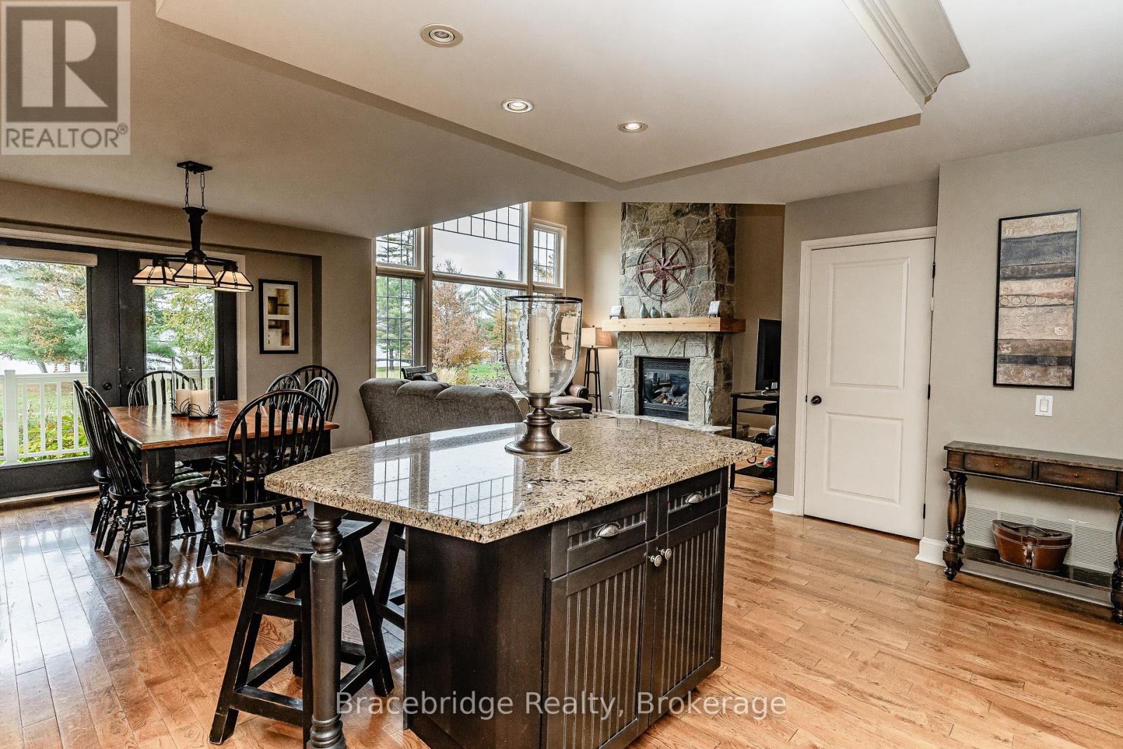 Carling 8 W9 - 3876 Muskoka Rd 118 Highway W, Muskoka Lakes, Ontario  P0B 1J0 - Photo 16 - X13017136