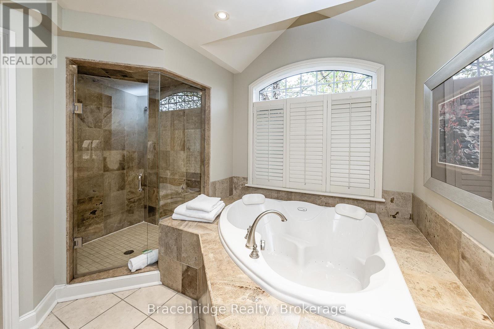 Carling 8 W9 - 3876 Muskoka Rd 118 Highway W, Muskoka Lakes, Ontario  P0B 1J0 - Photo 24 - X13017136