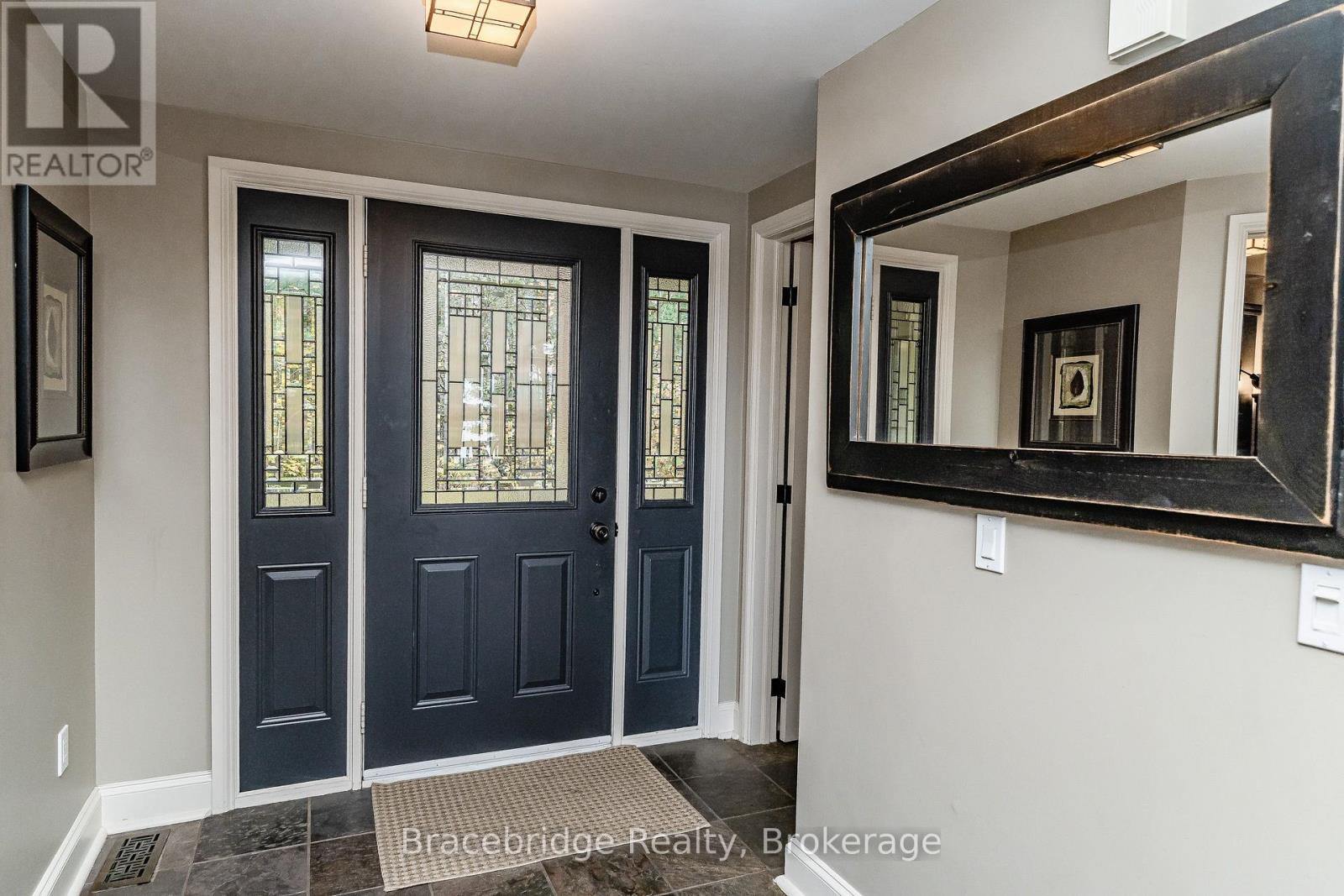 Carling 8 W9 - 3876 Muskoka Rd 118 Highway W, Muskoka Lakes, Ontario  P0B 1J0 - Photo 4 - X13017136