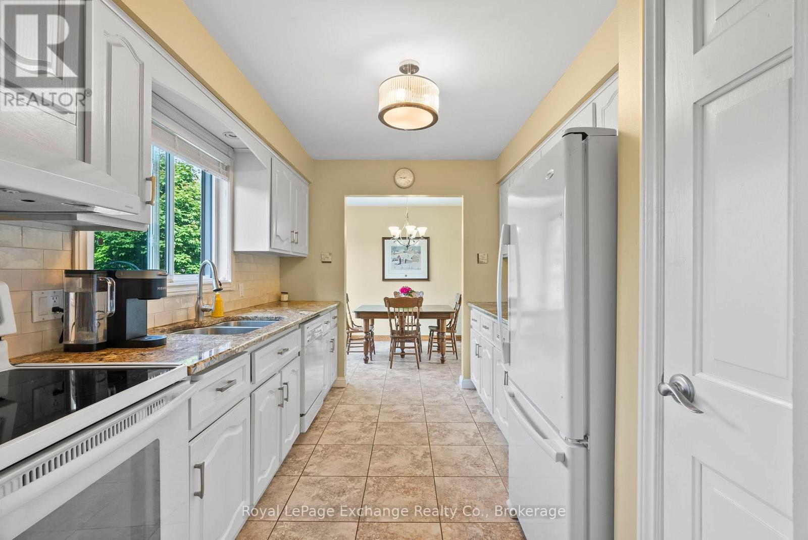 39 Maccaskill Road, Kincardine, Ontario  N2Z 1J1 - Photo 5 - X13017142