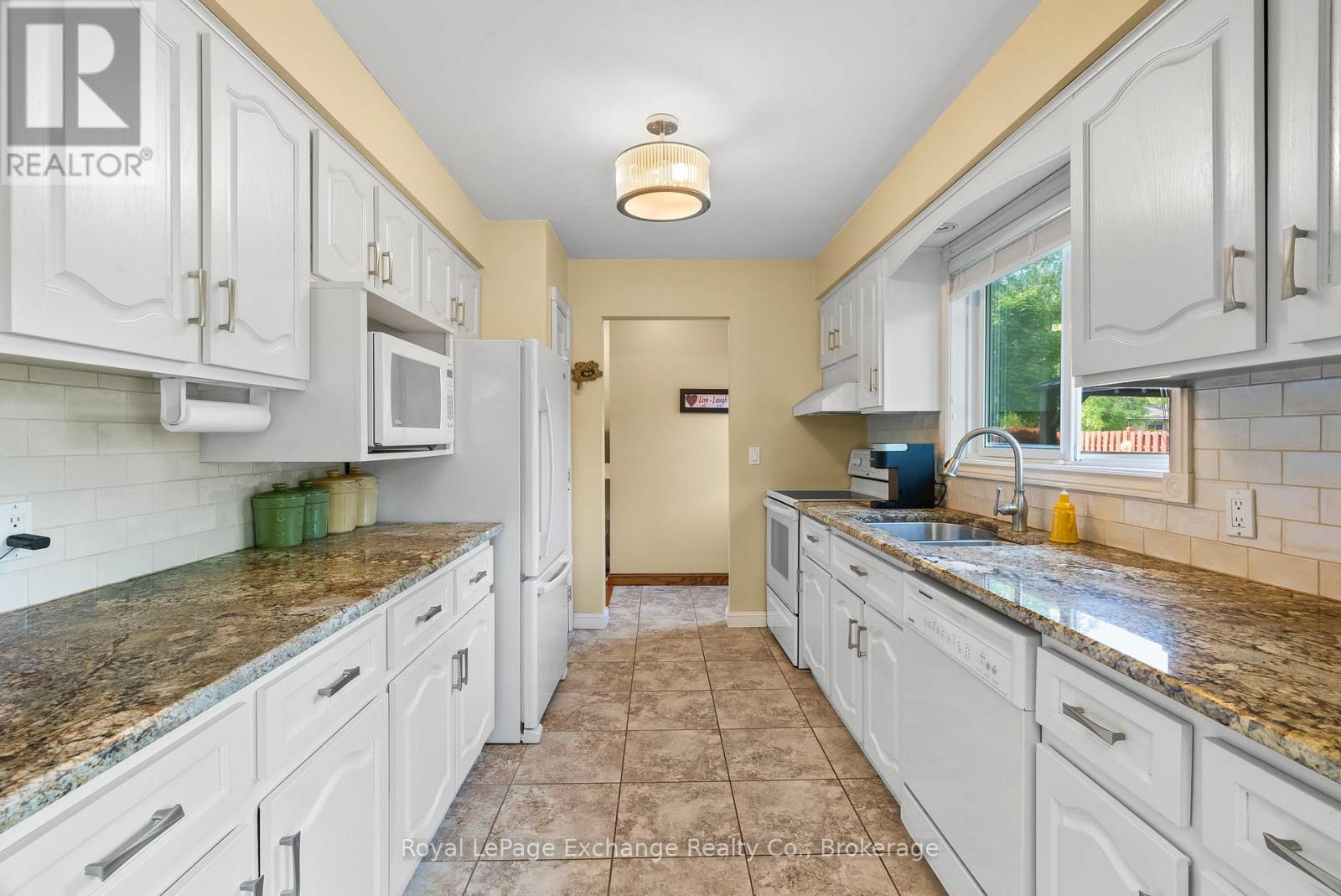 39 Maccaskill Road, Kincardine, Ontario  N2Z 1J1 - Photo 6 - X13017142