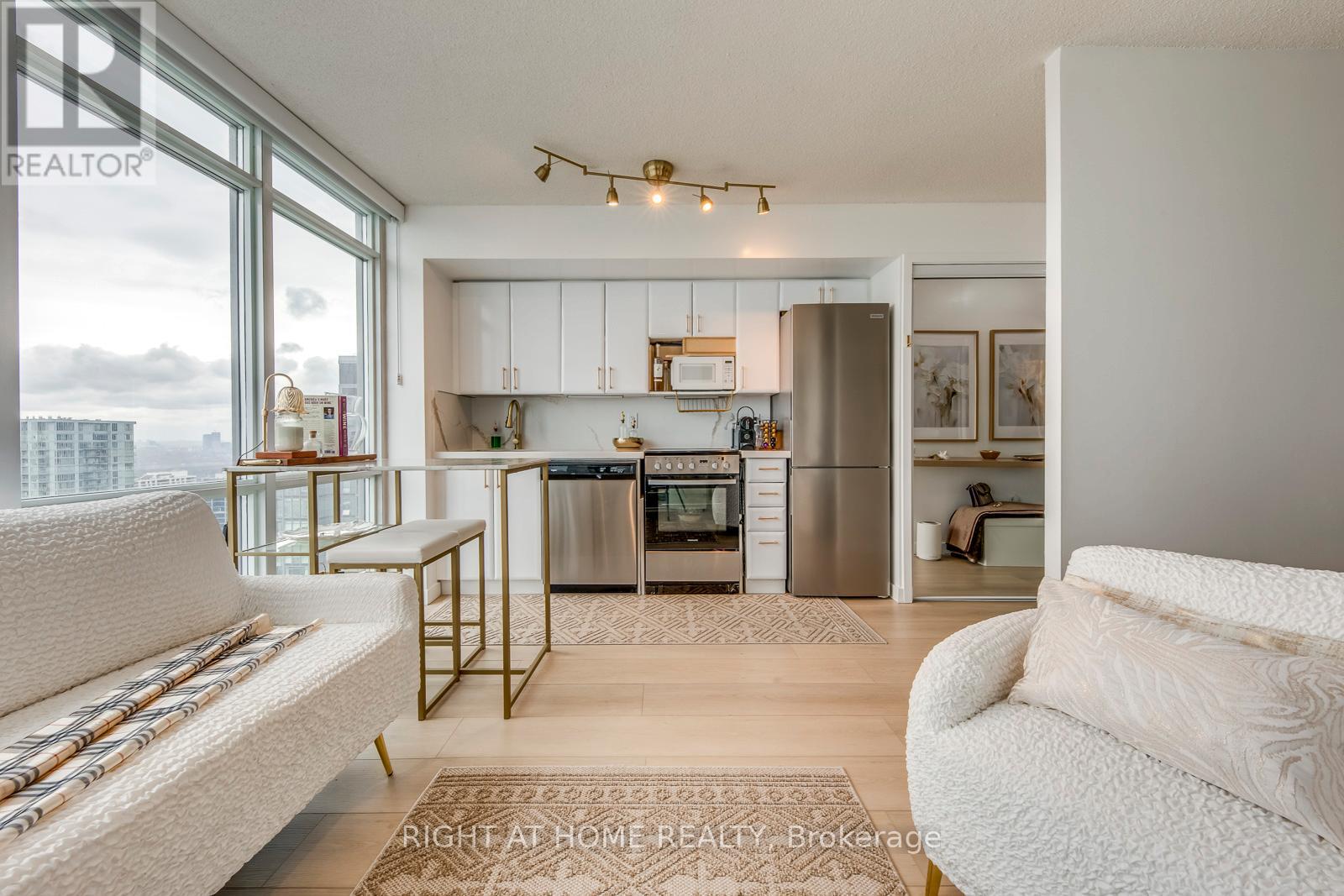 4816 - 11 Brunel Court, Toronto, Ontario  M5V 3Y3 - Photo 15 - C13017134