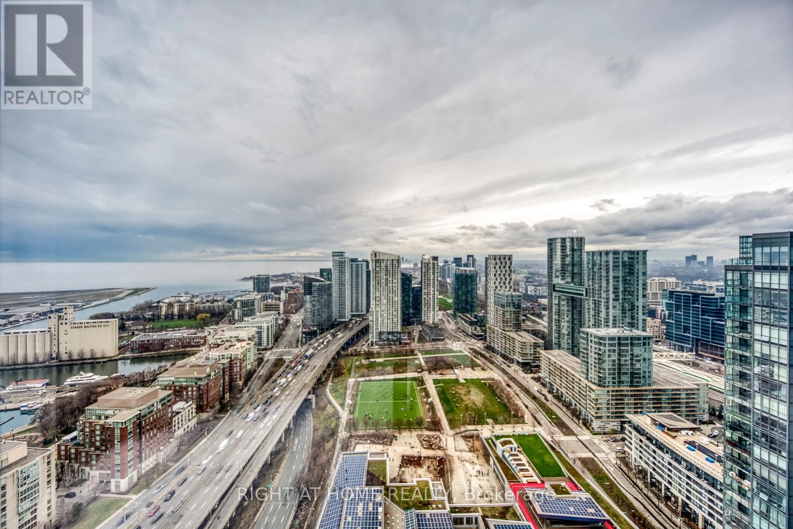 4816 - 11 Brunel Court, Toronto, Ontario  M5V 3Y3 - Photo 23 - C13017134