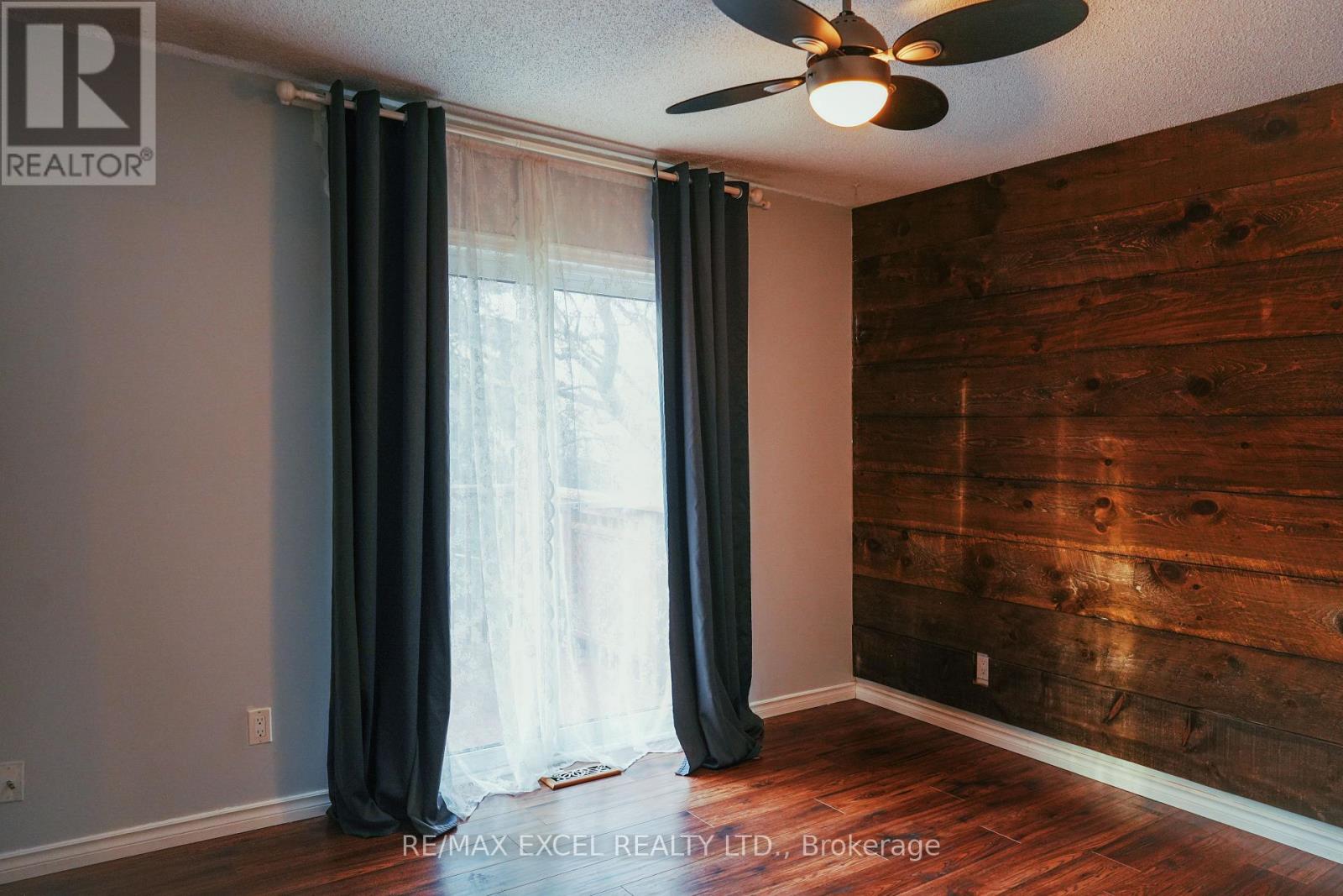 8061 Paddock Trail Drive, Niagara Falls, Ontario  L2H 1W8 - Photo 13 - X13016498