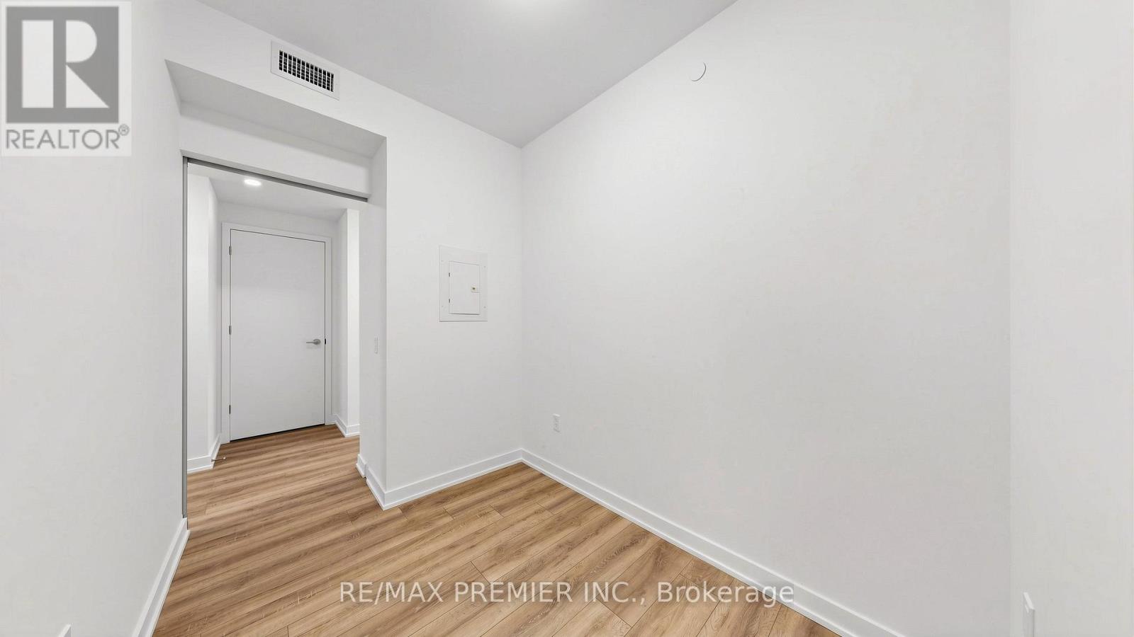 1407 - 634 Church Street, Toronto, Ontario  M4Y 0G9 - Photo 17 - C12973932