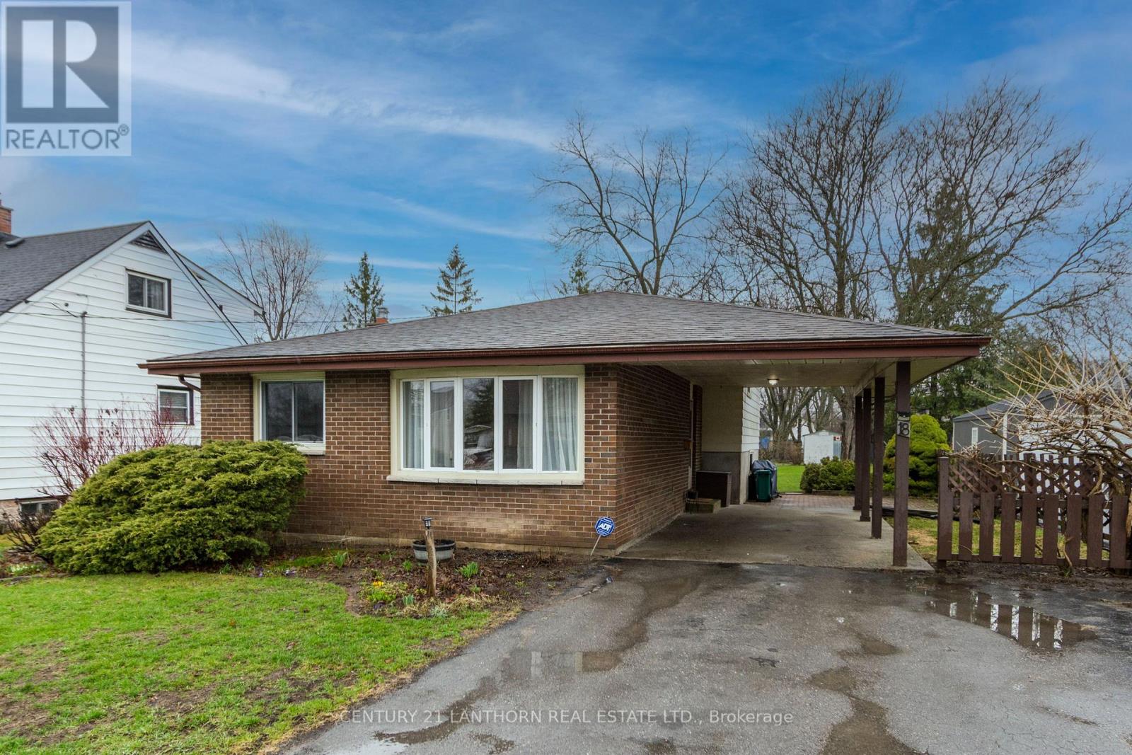 18 Glendale Road, Belleville, Ontario  K8P 4H5 - Photo 1 - X13017158