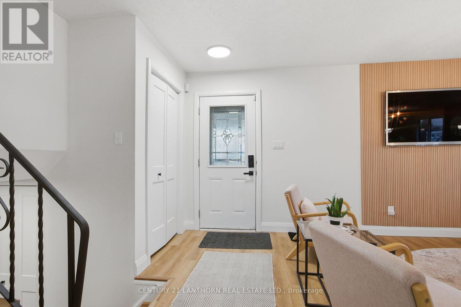 18 Glendale Road, Belleville, Ontario  K8P 4H5 - Photo 5 - X13017158