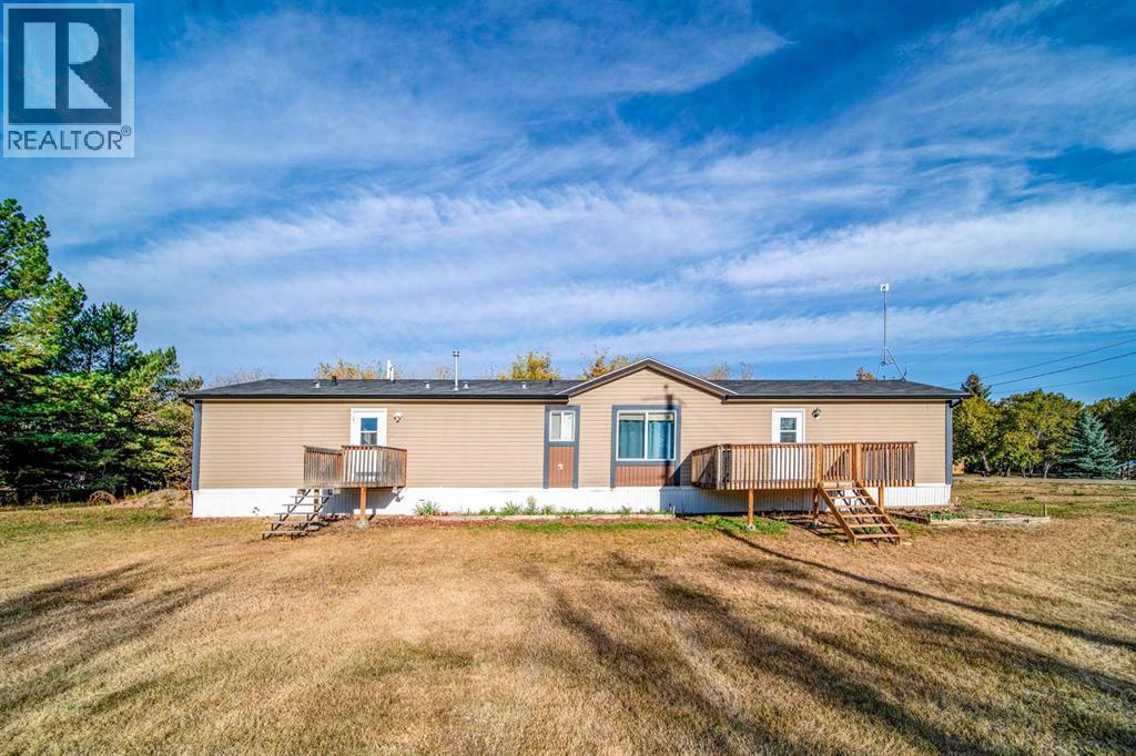 140 Hazel Street, Metiskow, Alberta