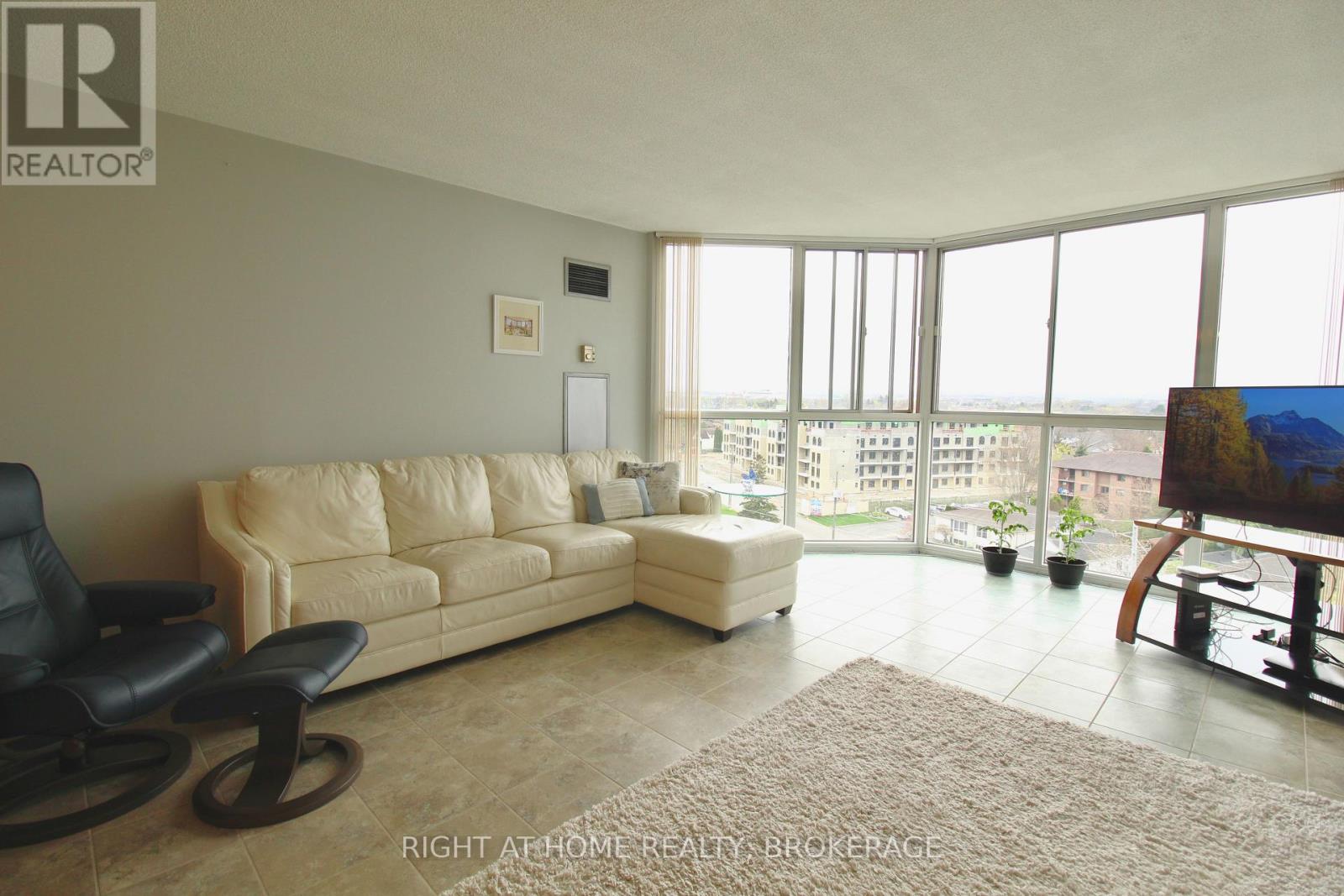 801 - 162 MARTINDALE ROAD, St. Catharines, Ontario