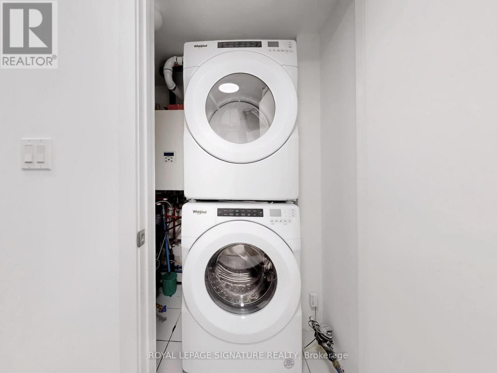 1 - 1455 O'connor Drive, Toronto, Ontario  M4B 2V5 - Photo 27 - E12942006