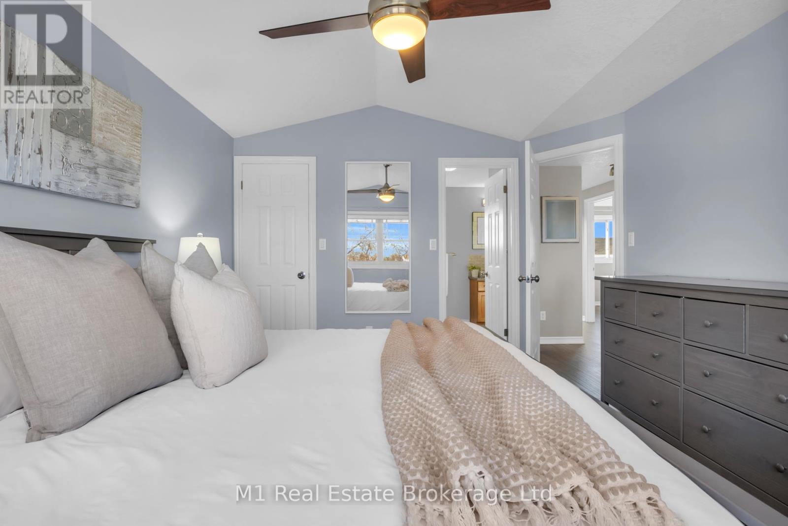 424 Millburn Boulevard, Centre Wellington, Ontario  N1M 3R5 - Photo 24 - X13017156