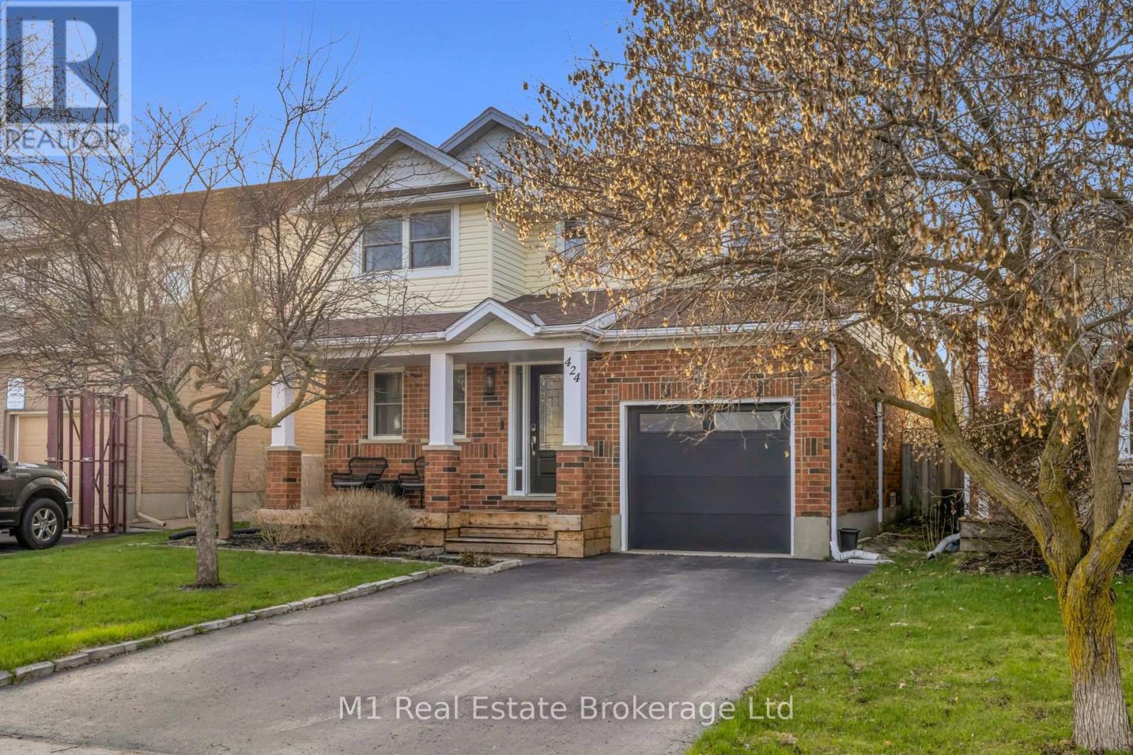 424 Millburn Boulevard, Centre Wellington, Ontario  N1M 3R5 - Photo 3 - X13017156