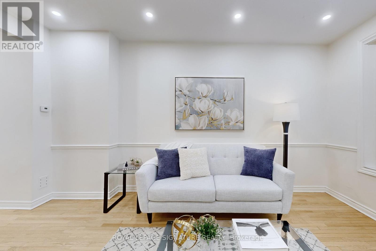 337 Glen Road, Toronto, Ontario  M4W 2X4 - Photo 3 - C13017160