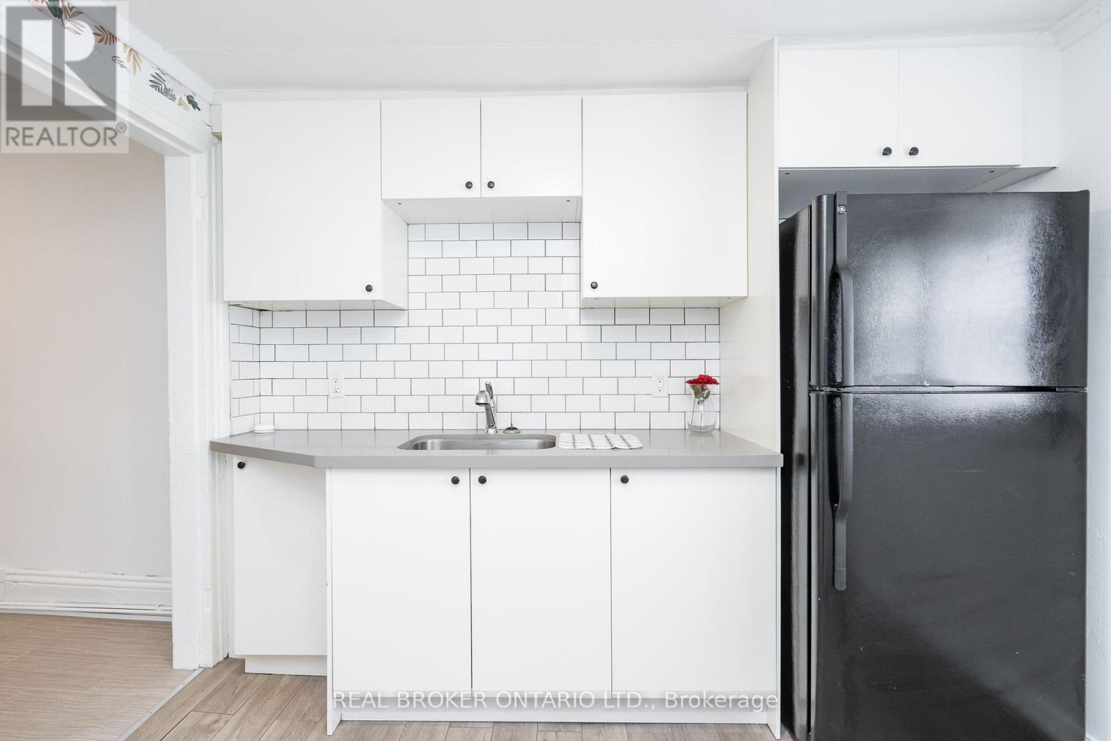 36 & 38 Bruce Street, Oshawa, Ontario  L1H 1P7 - Photo 24 - E13000708