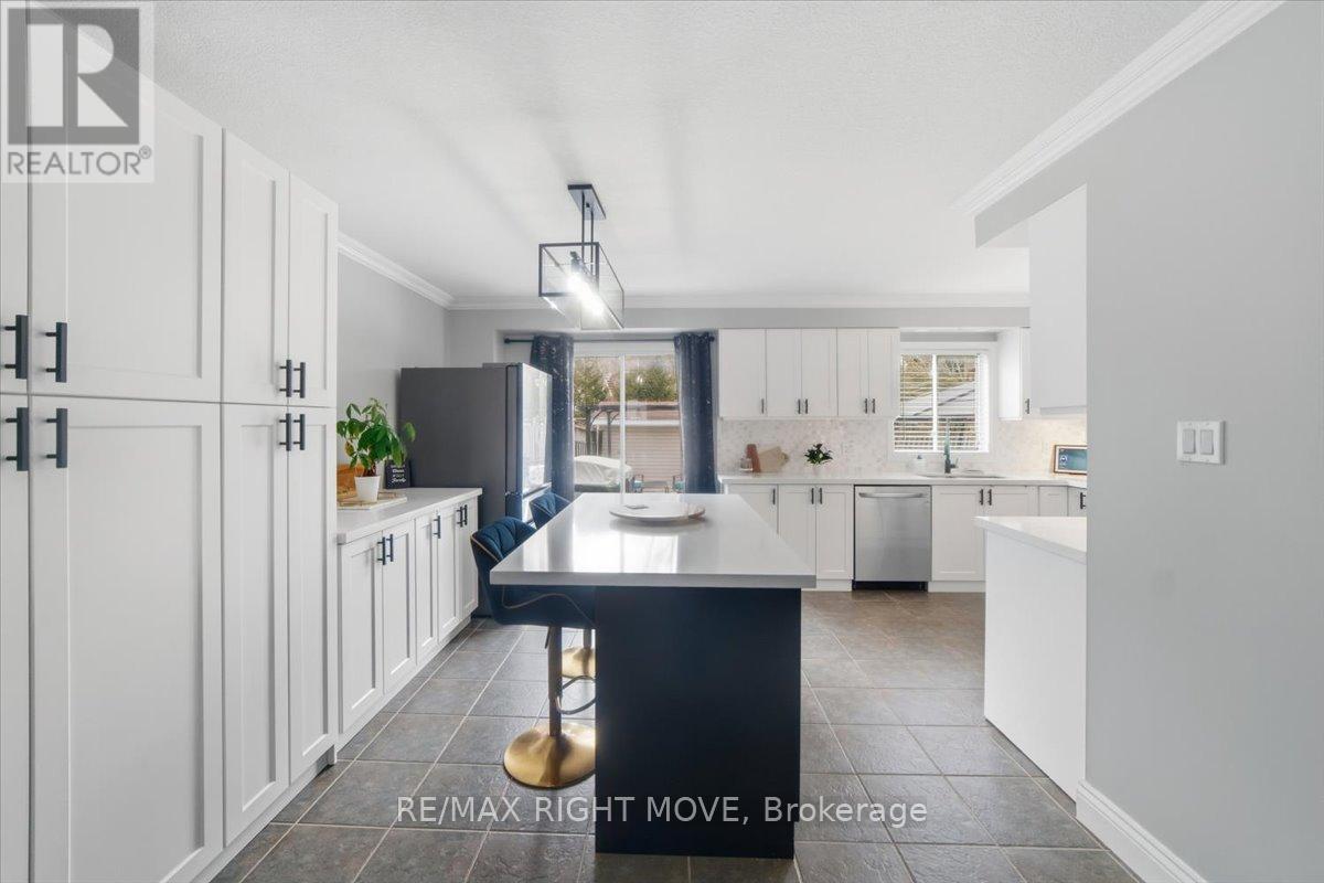 91 Benjamin Crescent, Orangeville, Ontario  L9W 5J3 - Photo 13 - W12902292