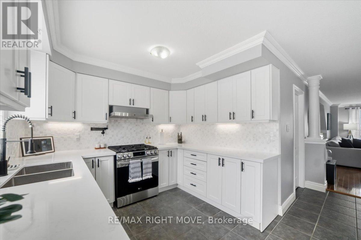 91 Benjamin Crescent, Orangeville, Ontario  L9W 5J3 - Photo 11 - W12902292