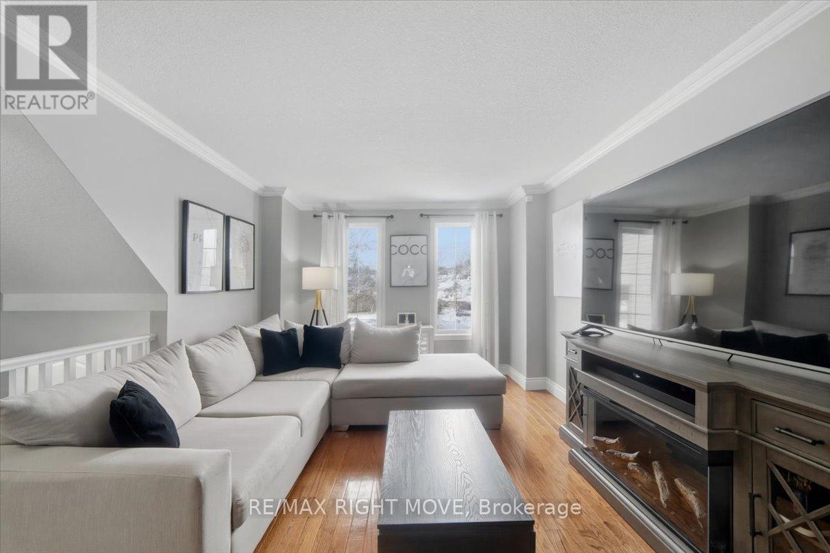 91 Benjamin Crescent, Orangeville, Ontario  L9W 5J3 - Photo 7 - W12902292