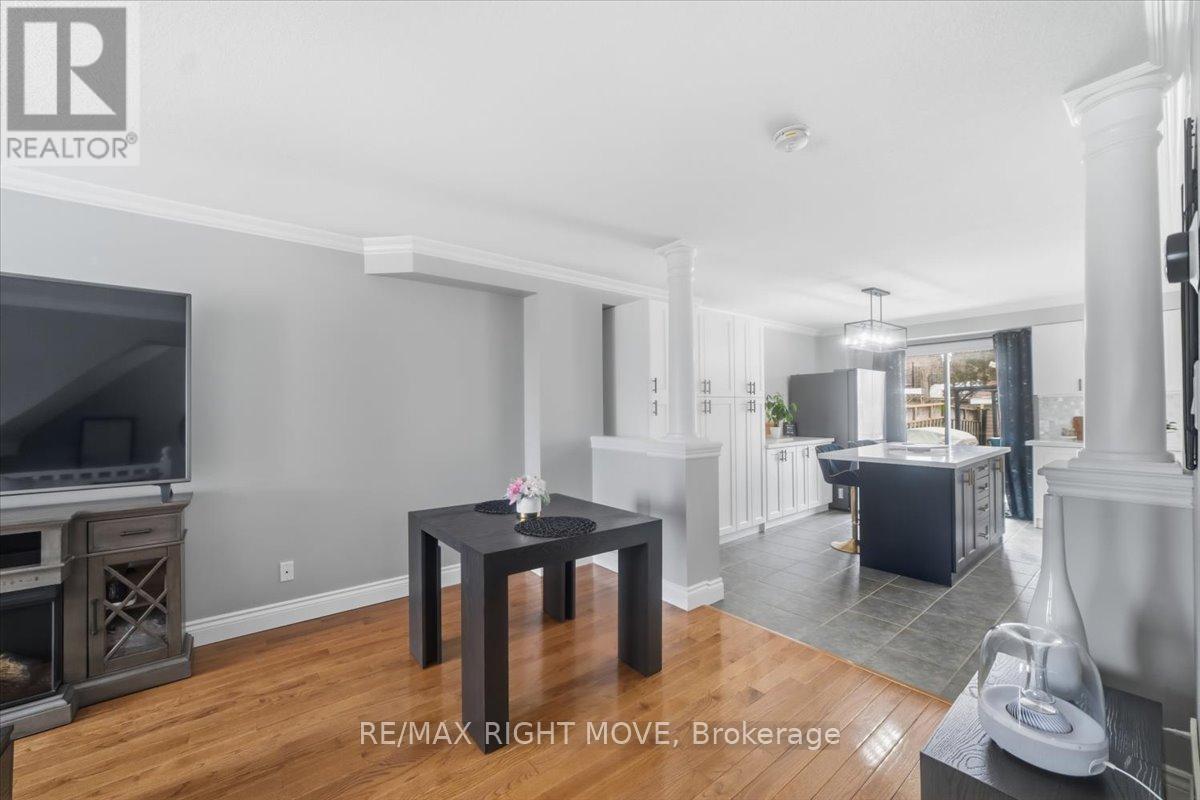 91 Benjamin Crescent, Orangeville, Ontario  L9W 5J3 - Photo 6 - W12902292