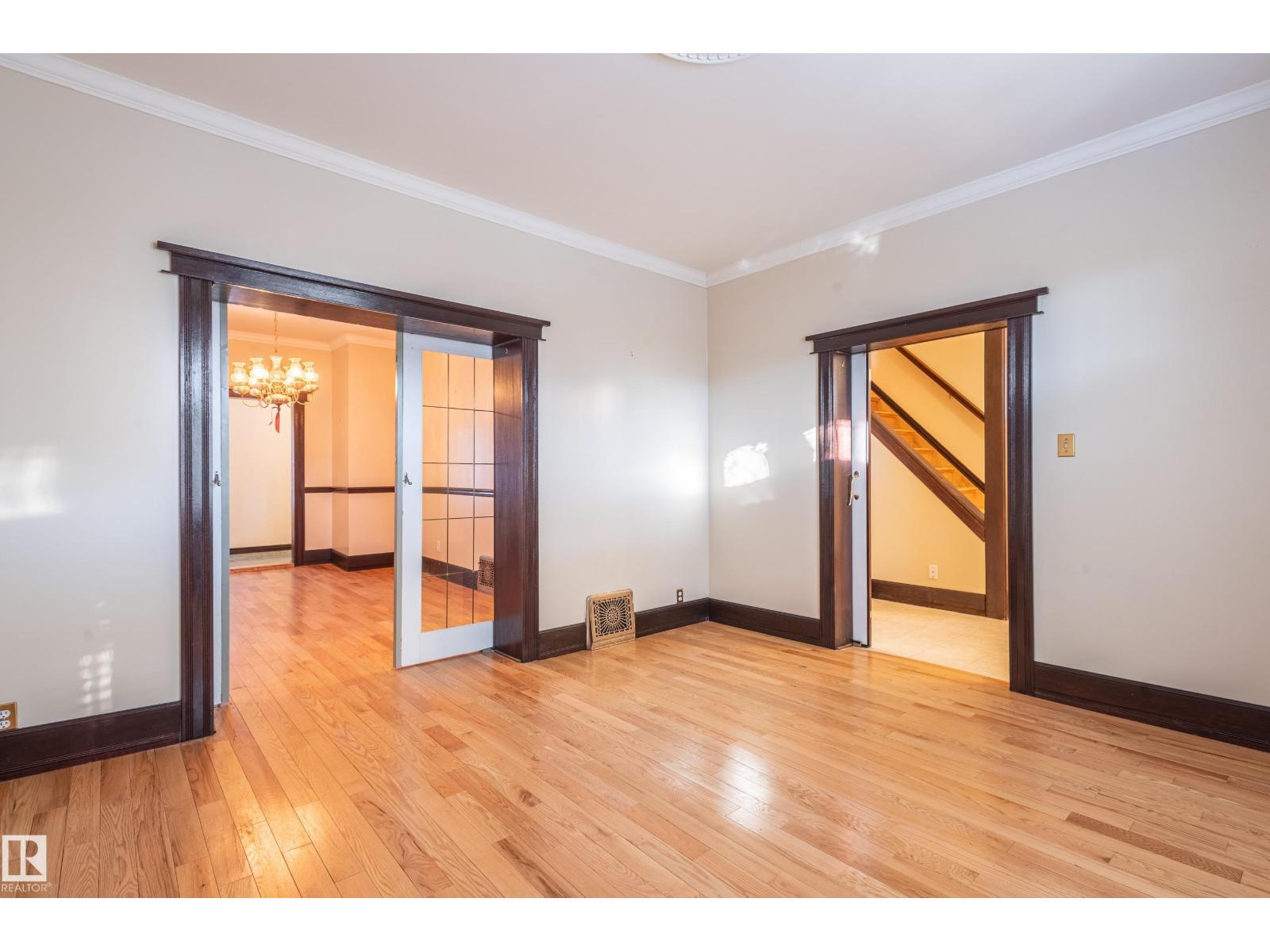 10918 81 Av Nw, Edmonton, Alberta  T6G 0S2 - Photo 12 - E4483114