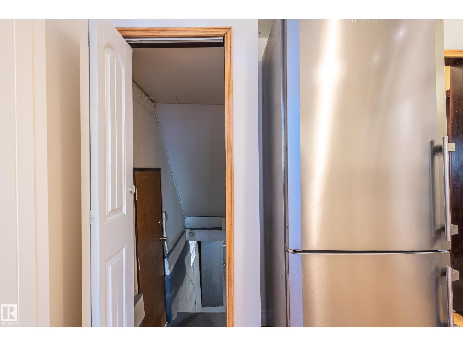 10918 81 Av Nw, Edmonton, Alberta  T6G 0S2 - Photo 61 - E4483114