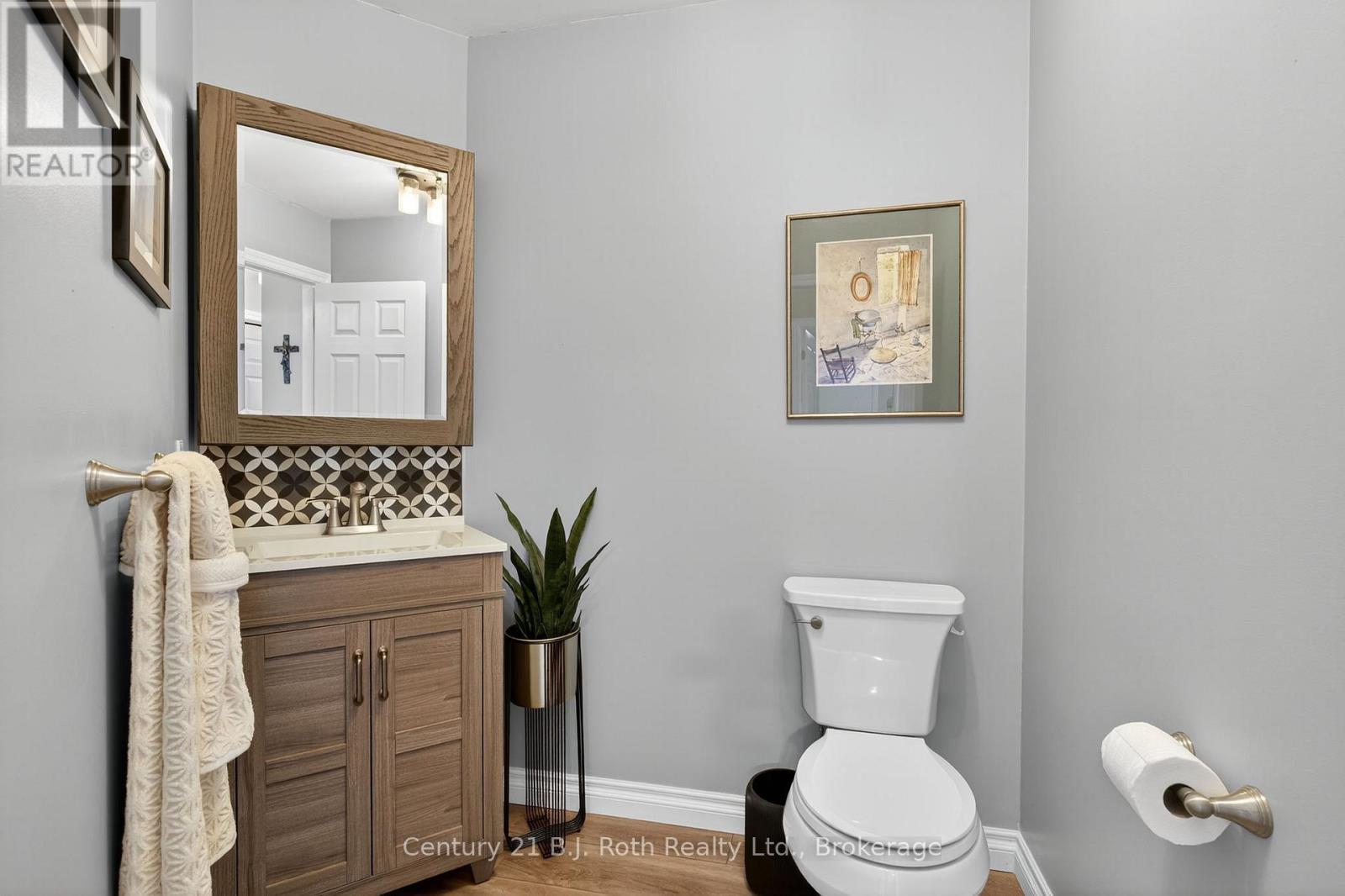 83 Wozniak Road, Penetanguishene, Ontario  L9M 1W6 - Photo 18 - S12665460