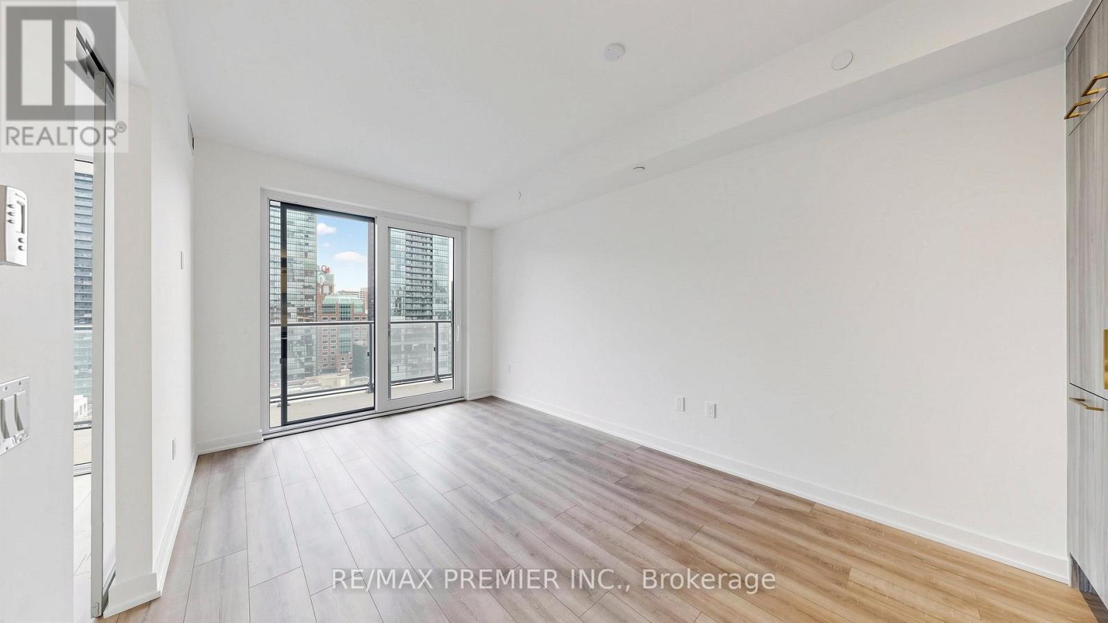 1407 - 634 Church Street, Toronto, Ontario  M4Y 0G9 - Photo 6 - C12973932