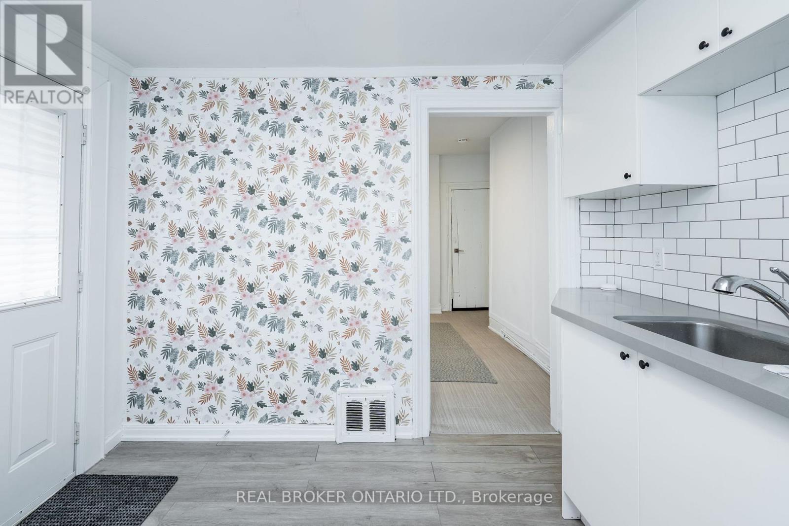 38 Bruce Street, Oshawa, Ontario  L1H 1P7 - Photo 26 - E13000698