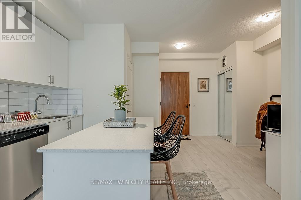 # 415 - 509 Dundas Street W, Oakville, Ontario  L6M 4M2 - Photo 9 - W12643994