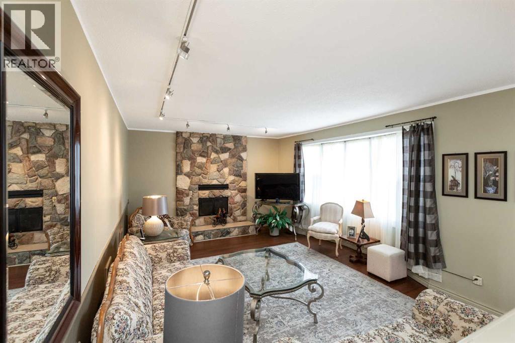 Lorem Ipsum Do, Innisfail, Alberta  T4G  - Photo 12 - DEMO29488194