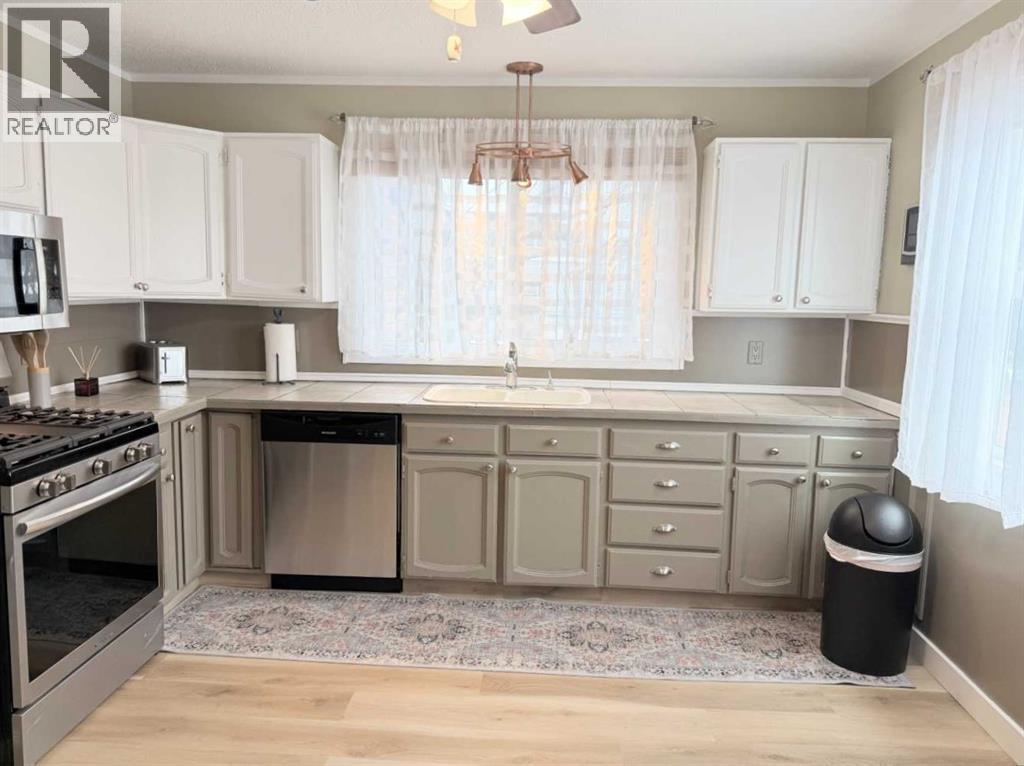 Lorem Ipsum Do, Innisfail, Alberta  T4G  - Photo 15 - DEMO29488194