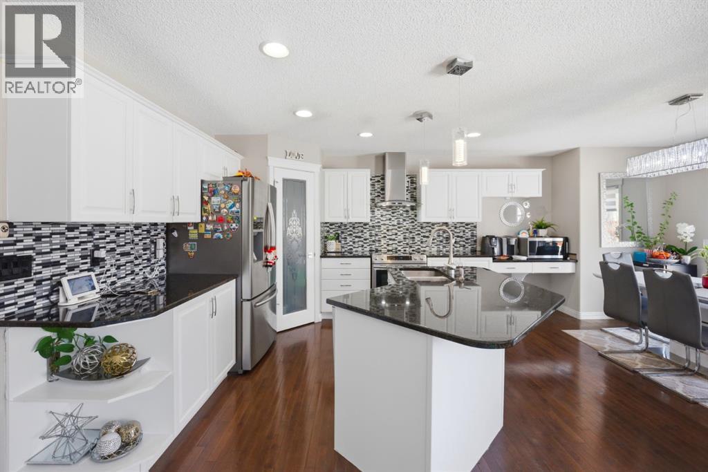 87 Kincora Drive NW, Calgary, Alberta  T3R 1L4 - Photo 14 - A2301045