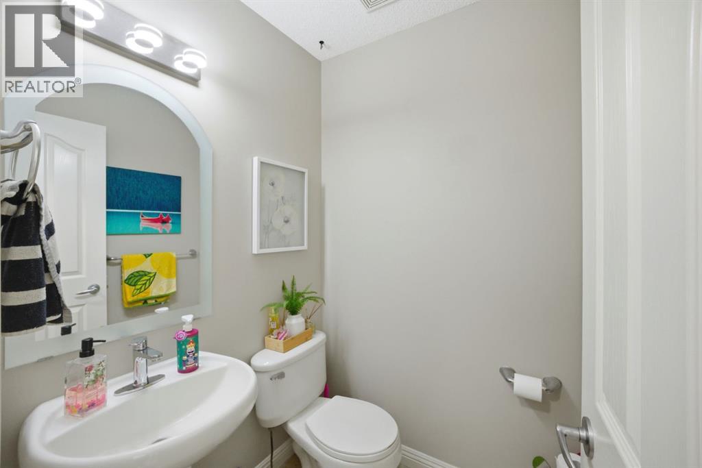 87 Kincora Drive NW, Calgary, Alberta  T3R 1L4 - Photo 21 - A2301045