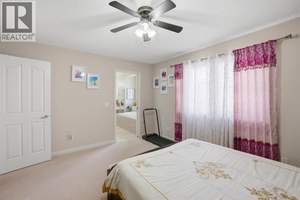 87 Kincora Drive NW, Calgary, Alberta  T3R 1L4 - Photo 30 - A2301045