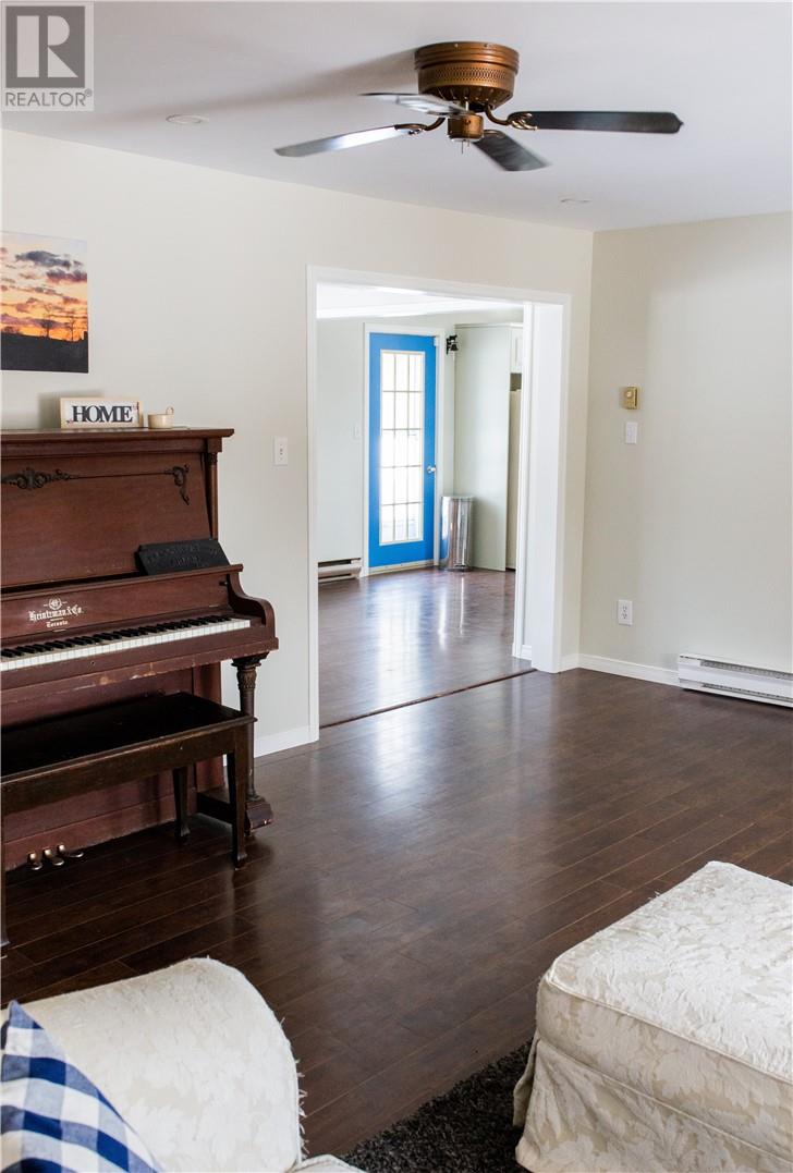 6332 Hwy 542, Mindemoya, Ontario  P0P 1S0 - Photo 21 - 2127200