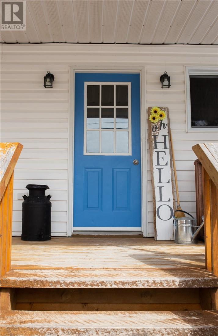 6332 Hwy 542, Mindemoya, Ontario  P0P 1S0 - Photo 3 - 2127200