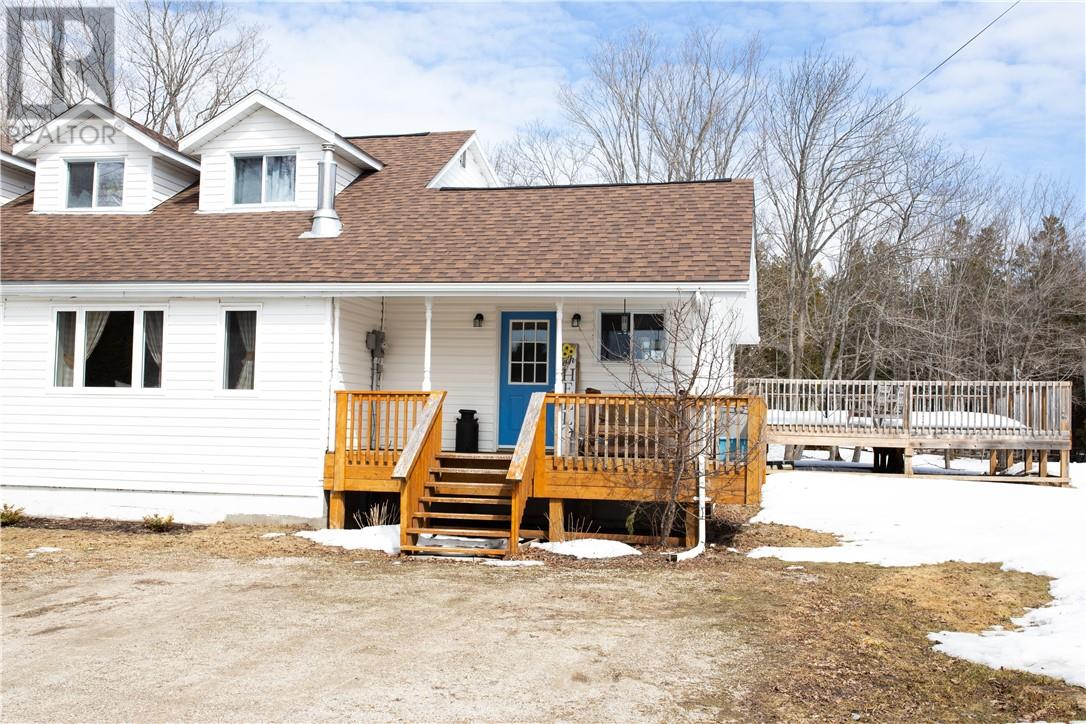 6332 Hwy 542, Mindemoya, Ontario  P0P 1S0 - Photo 5 - 2127200