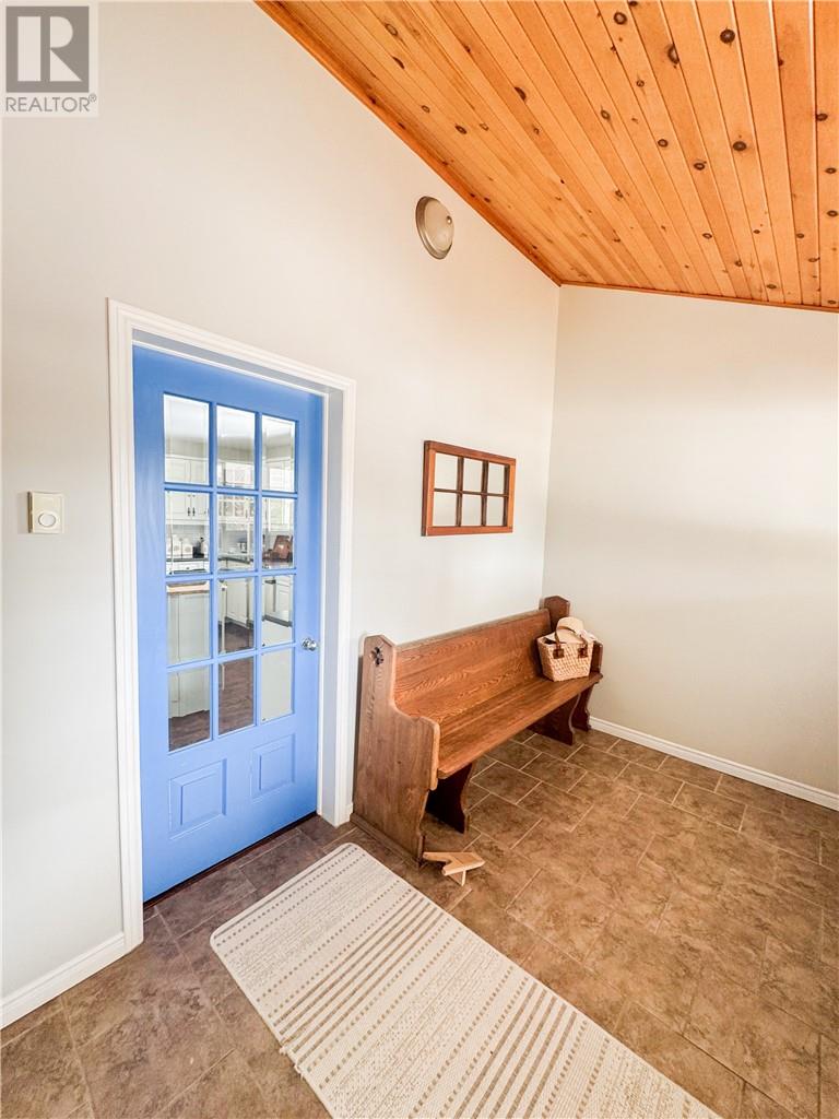 6332 Hwy 542, Mindemoya, Ontario  P0P 1S0 - Photo 9 - 2127200