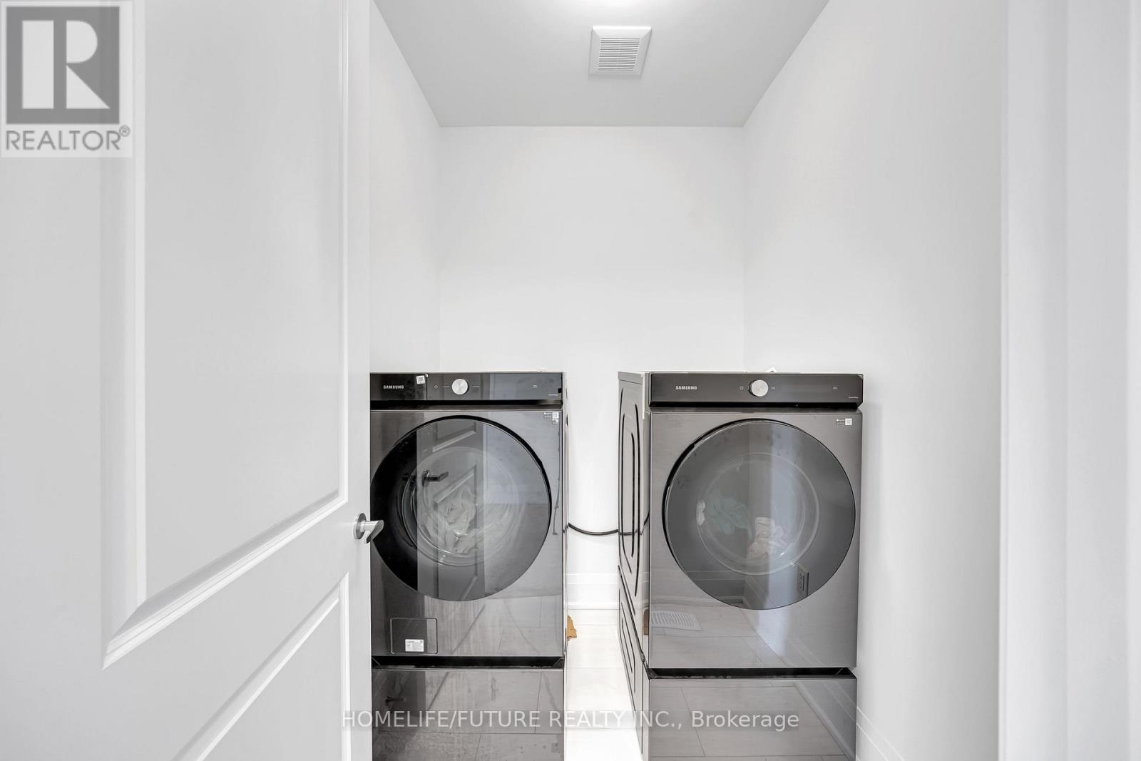 1416 Swallowtail Lane, Pickering, Ontario  L1X 0N8 - Photo 27 - E13017172