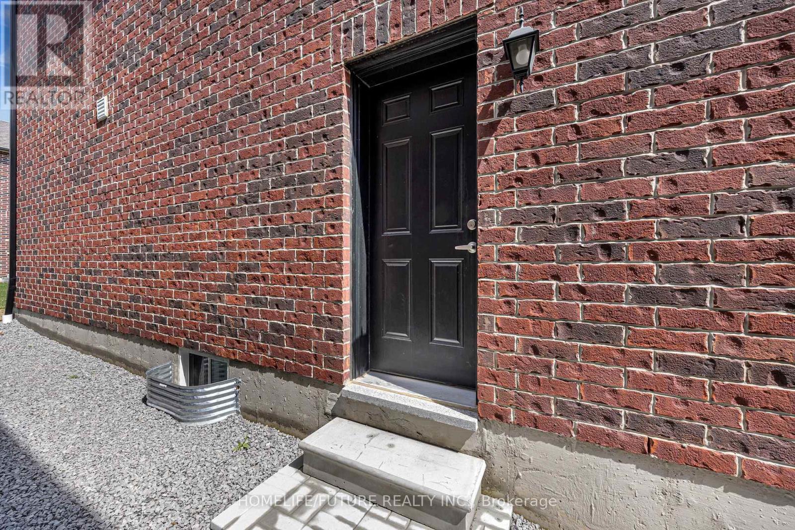 1416 Swallowtail Lane, Pickering, Ontario  L1X 0N8 - Photo 3 - E13017172