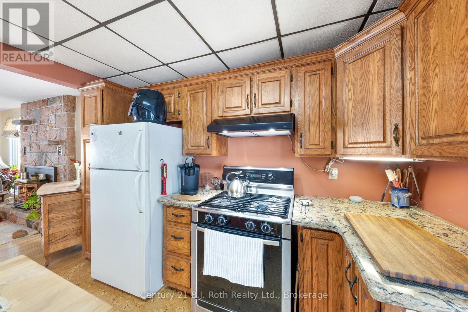 41 Brandy's Island Road, Georgian Bay, Ontario  L0K 1S0 - Photo 8 - X12722222