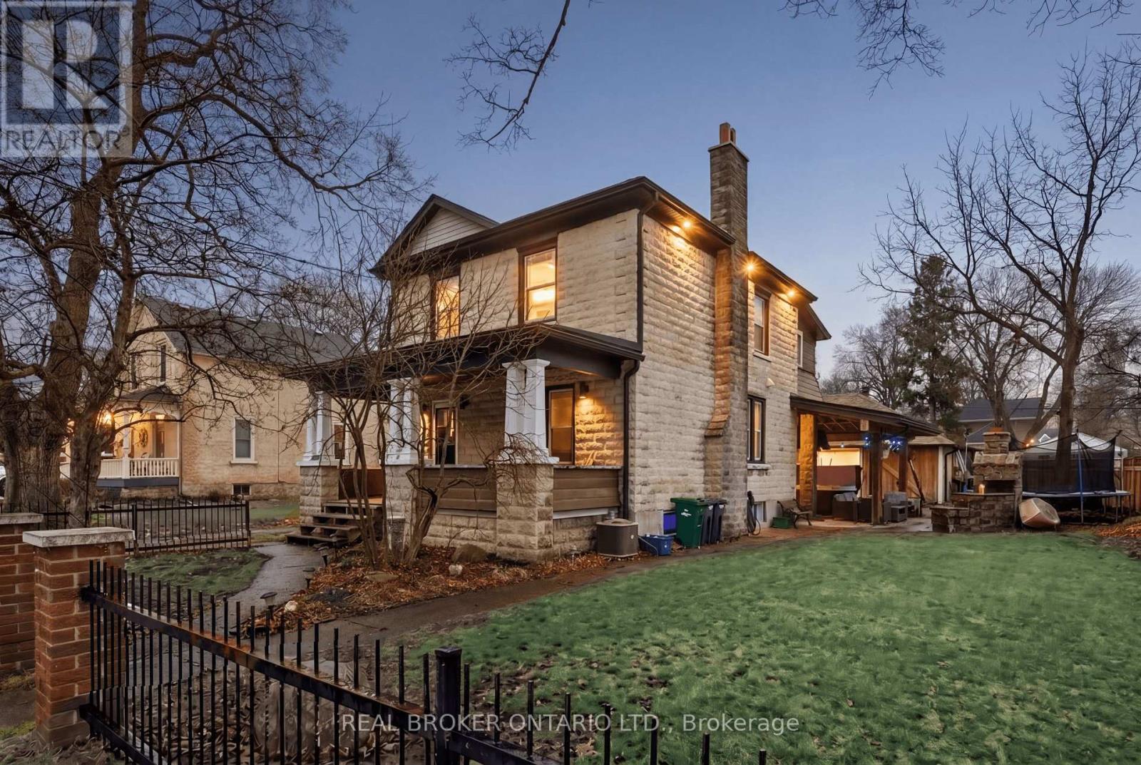 855 HAMILTON STREET, Cambridge, Ontario