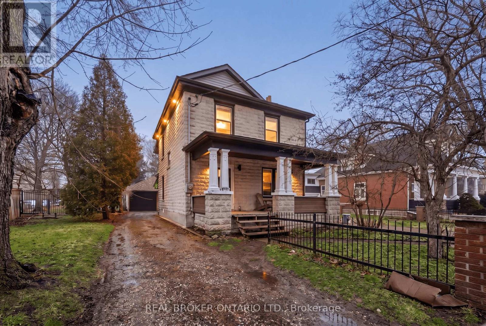 855 Hamilton Street, Cambridge, Ontario  N3H 3E7 - Photo 3 - X12903596