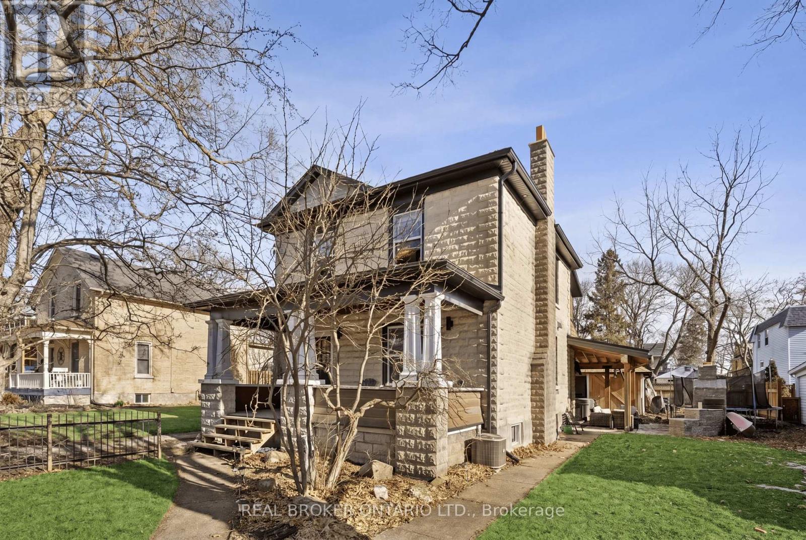 855 Hamilton Street, Cambridge, Ontario  N3H 3E7 - Photo 4 - X12903596