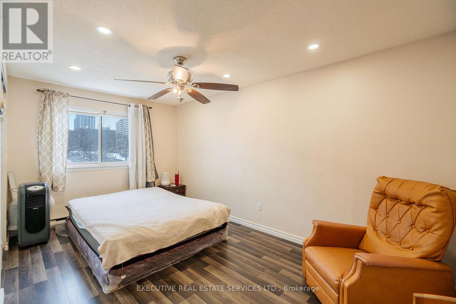 25 Briar Path N, Brampton, Ontario  L6T 2A2 - Photo 19 - W13017162