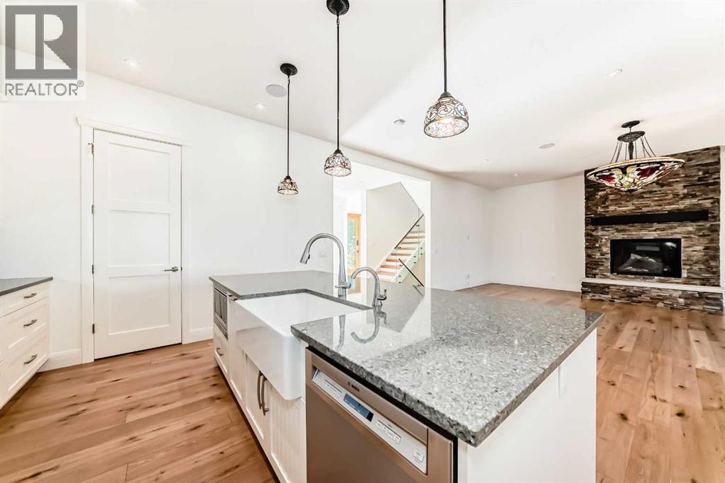 2323 3 Avenue Nw, Calgary, Alberta  T2N 0K9 - Photo 5 - A2289918